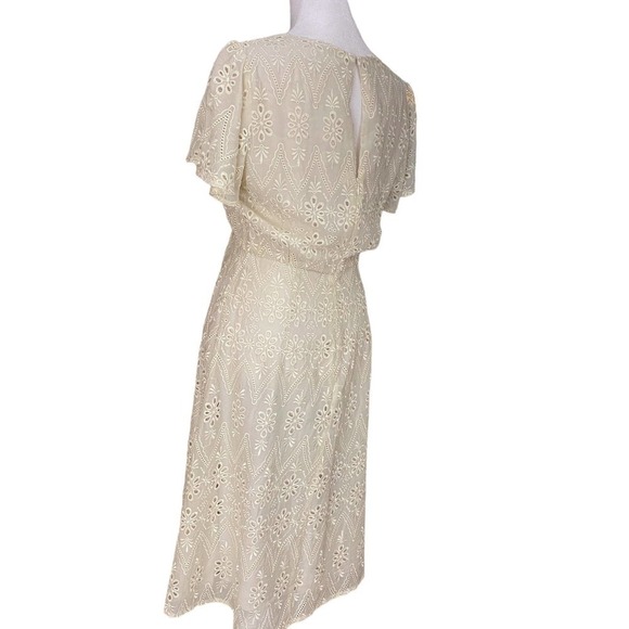 ASTR the Label Diana Short Sleeve Dress Ivory Lace Eyelet Retro Classic White S - Picture 11 of 15